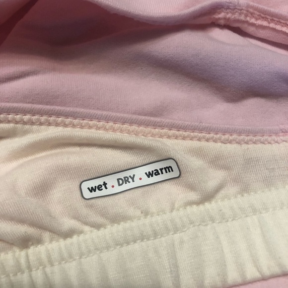 Lululemon athletic top - Picture 4 of 7